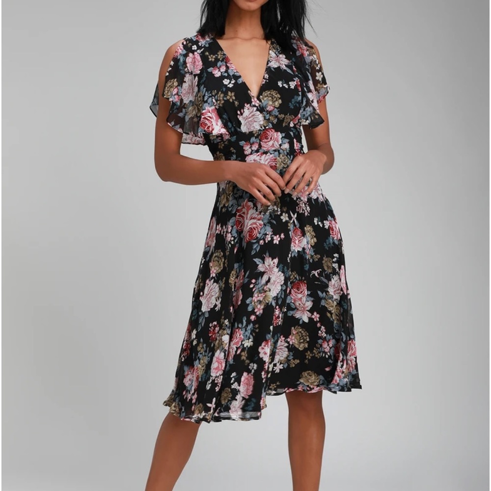 Lulus black floral midi faux wrap dress S